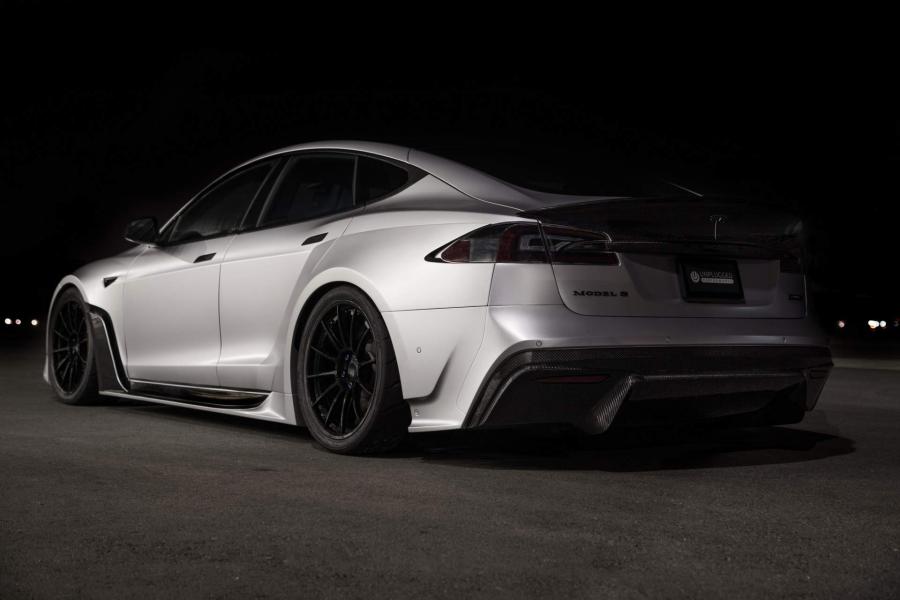  Tesla Model S P100D by Unplugged Performance 2018 года  (фото 19 из 20)